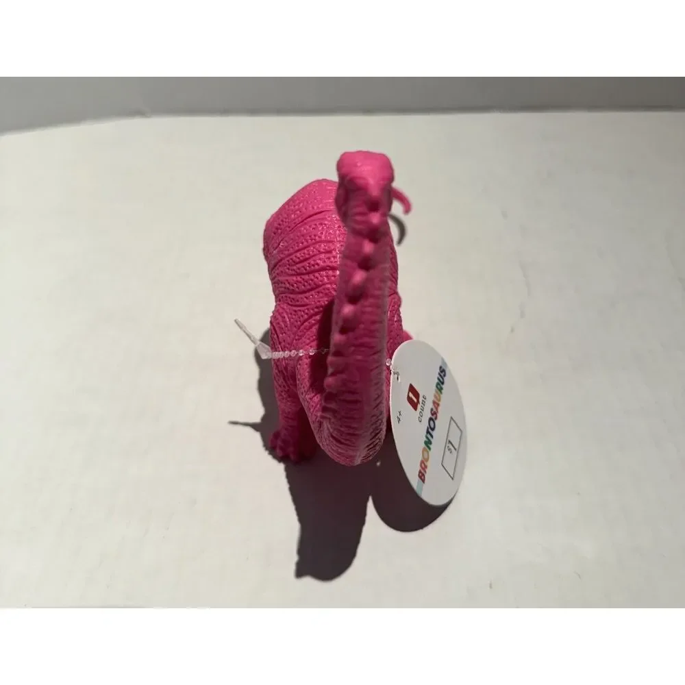 NWT 5 Toy Dinosaurs 1 T-Rex, 1 Brontosaurus 1 Barapasaurus and 2 Pentaceratops.